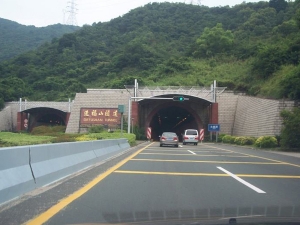 迭福山隧道